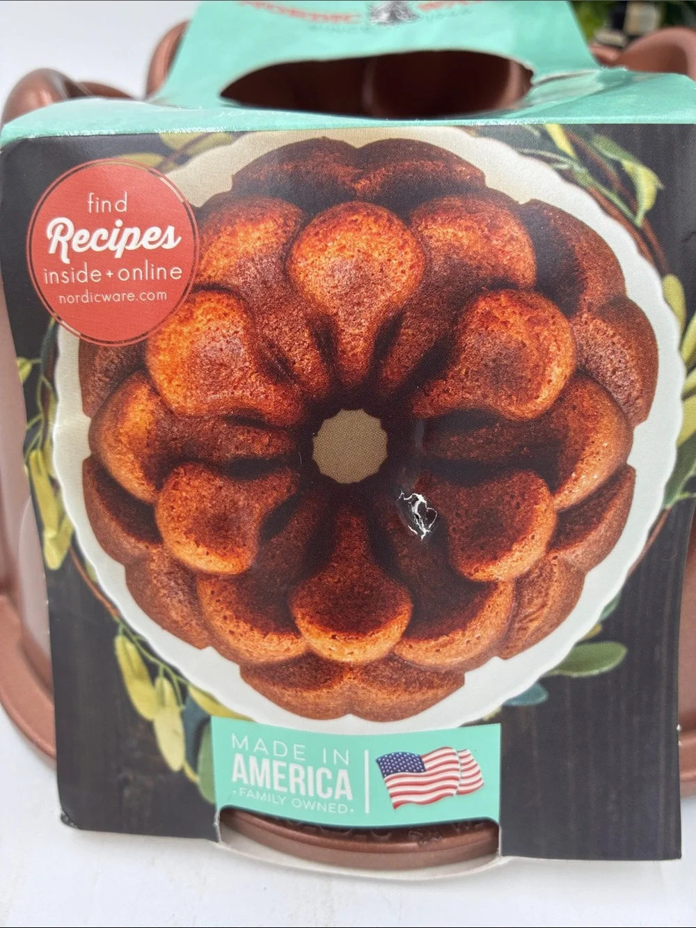 Nordic Ware Magnolia Bundt Pan
